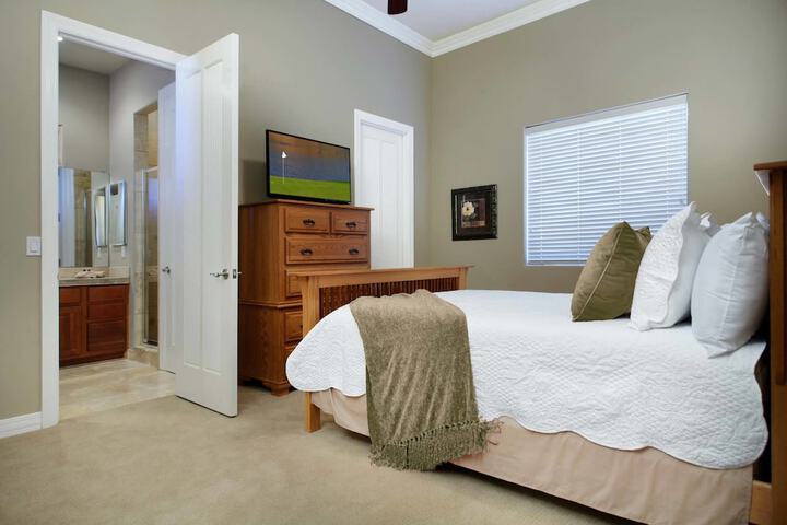 Room 4 of 22