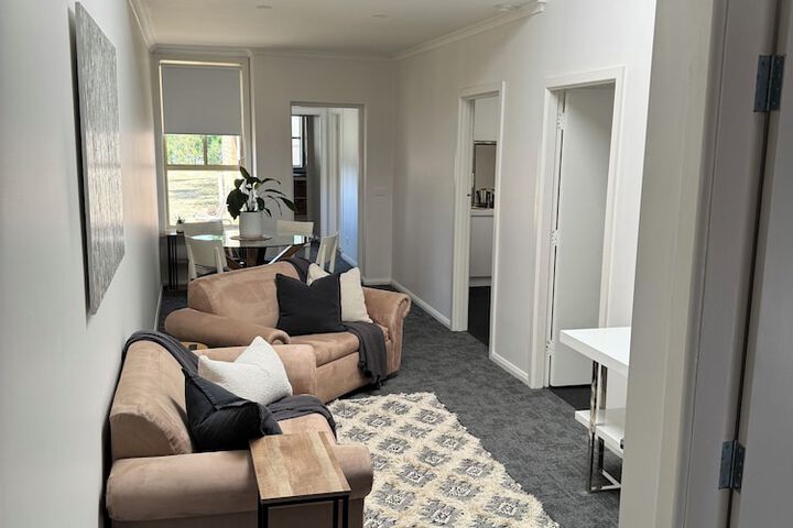 Room 9 of 17