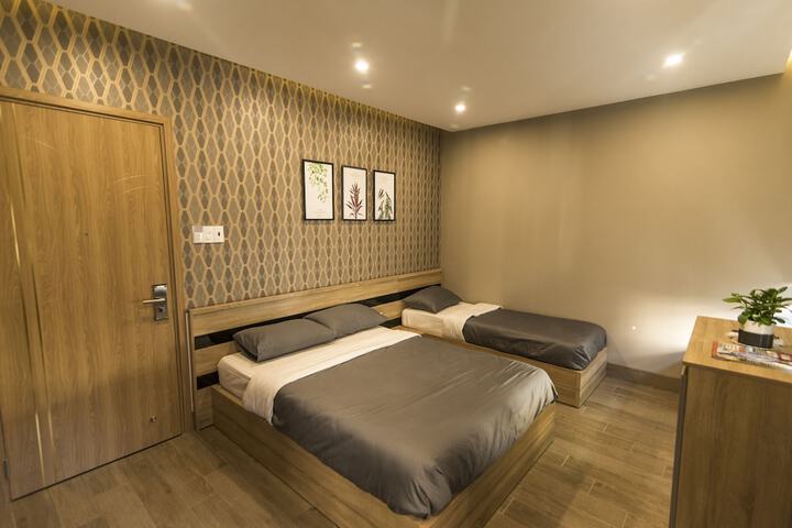 Room 9 of 41
