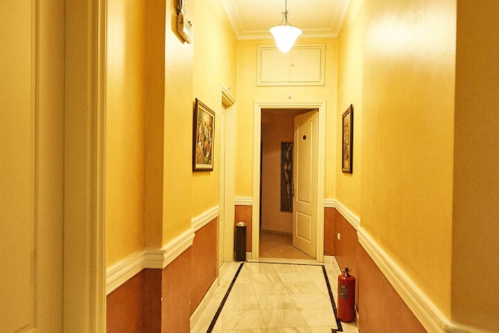 Ballroom/Hall 127 of 141