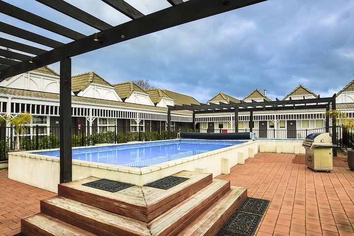 Pool 59 of 78