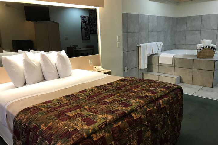 Room 19 of 43