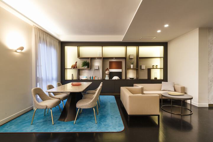 Hotel Interior 4 of 105