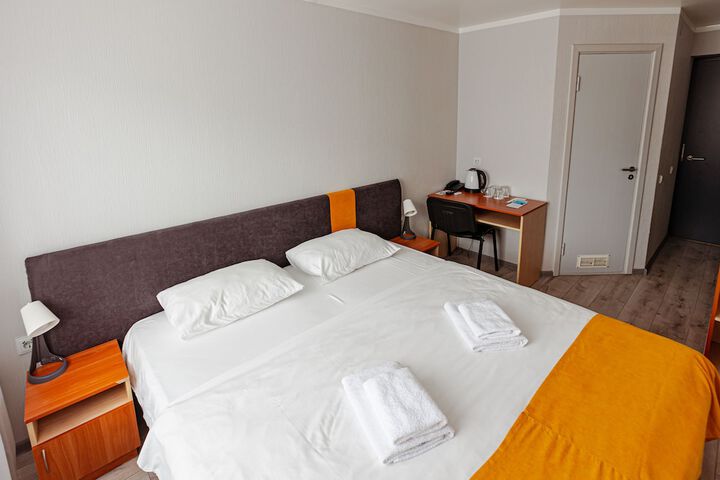 Room 49 of 82