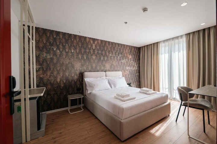 Room 54 of 86