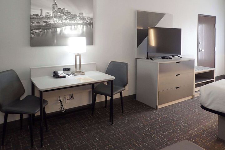 Room 22 of 49