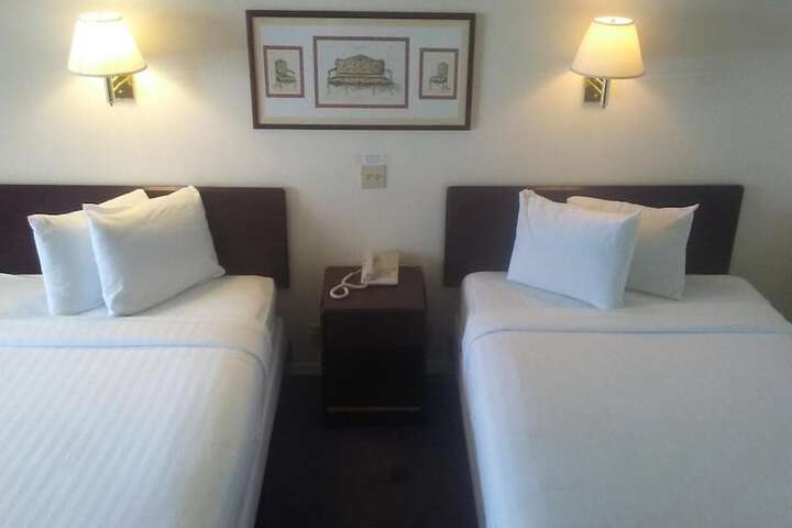 Room 8 of 15