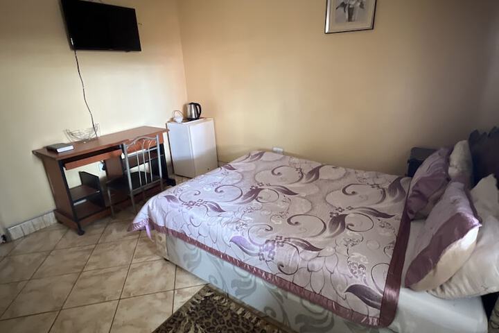 Room 14 of 62