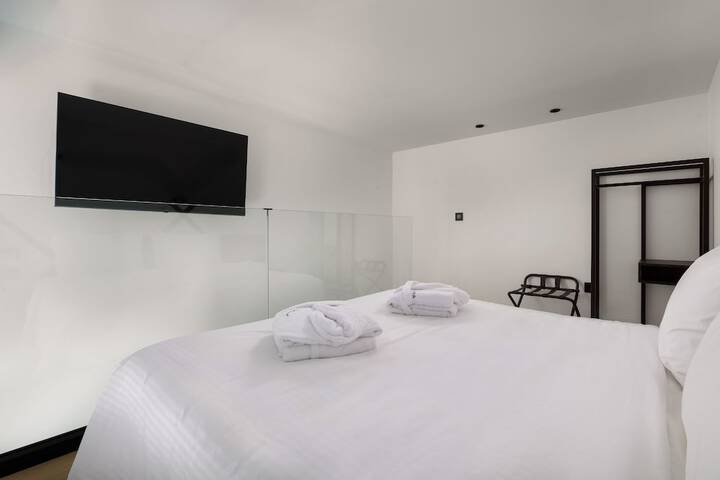 Room 22 of 51