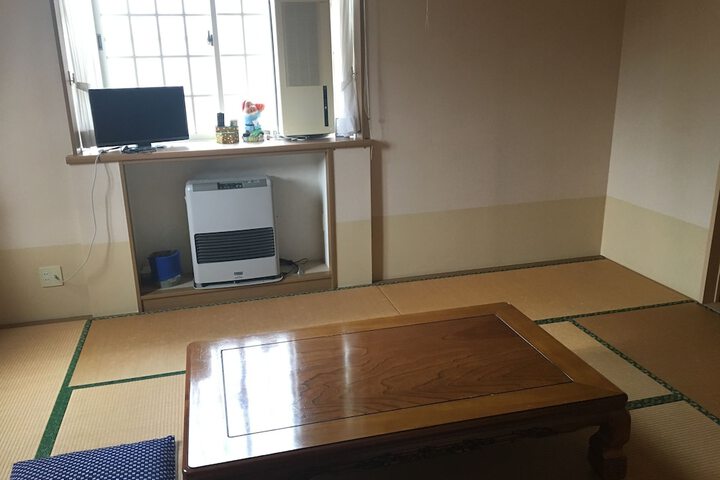 Room 7 of 31