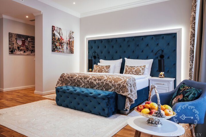 Golden Key Boutique Hotel