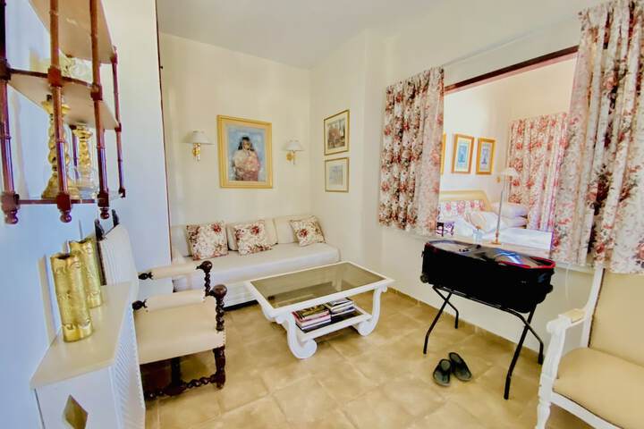 Room 7 of 46