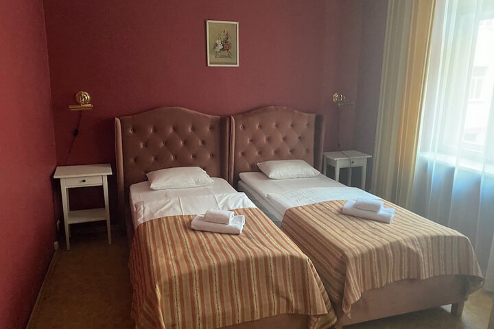 Room 135 of 272