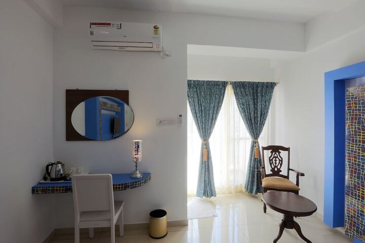 Room 18 of 39