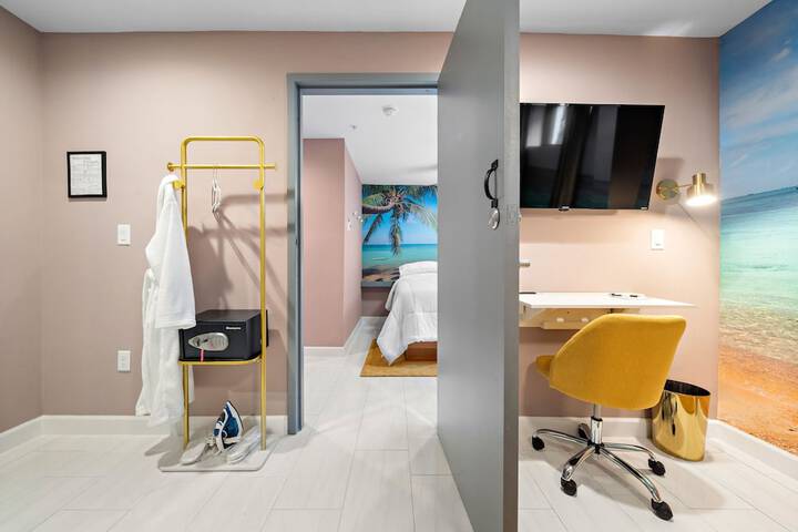 Room 9 of 111