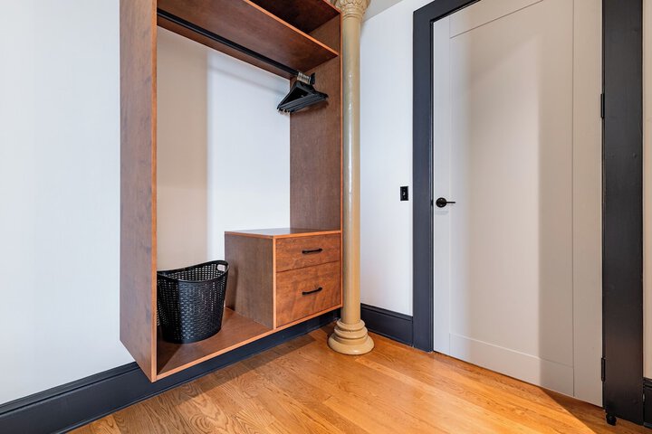 Room 41 of 341