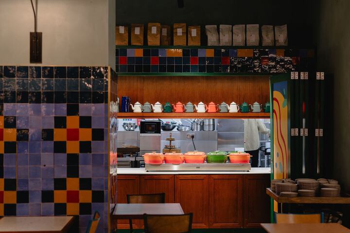 Dining 53 of 62