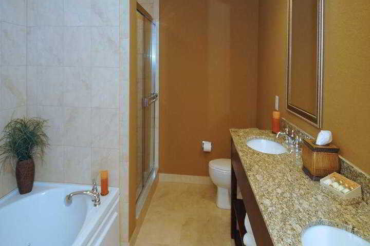 Room 10 of 10