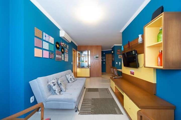 Room 13 of 53