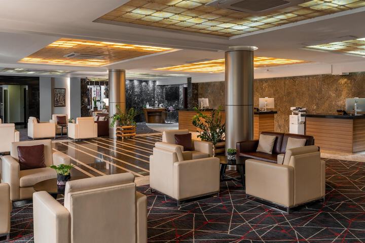 Guest Lobby