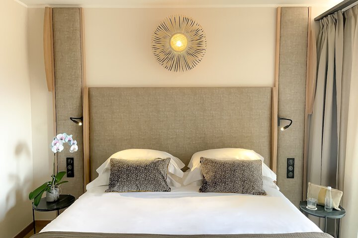 Room 5 of 84