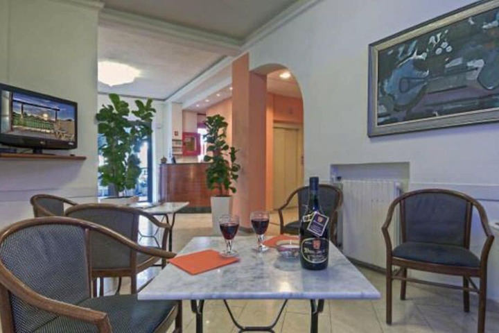Cafe