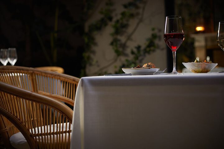 Dining 366 of 397