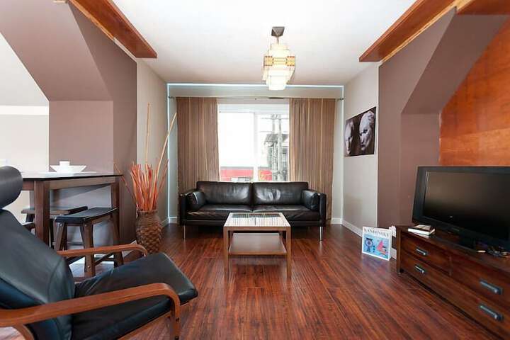 Room 16 of 44