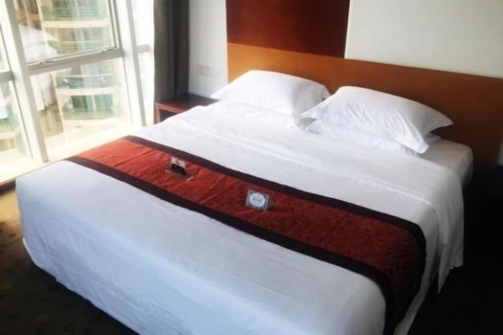 Room 4 of 22