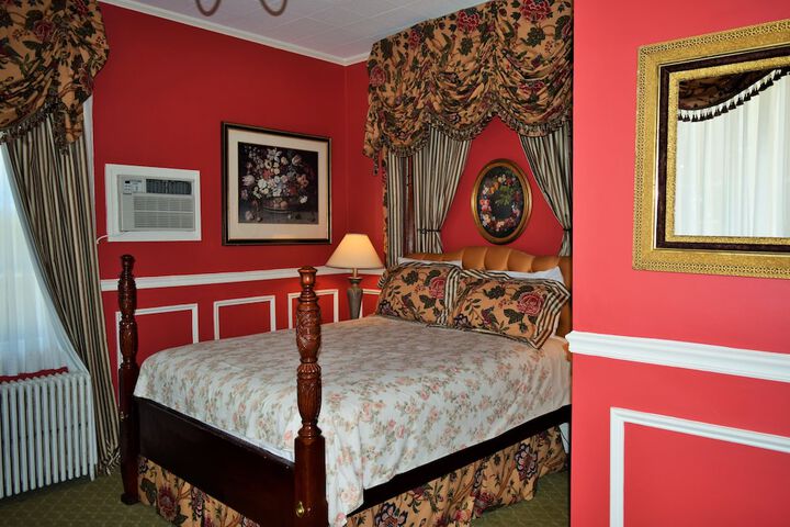 Room 6 of 51