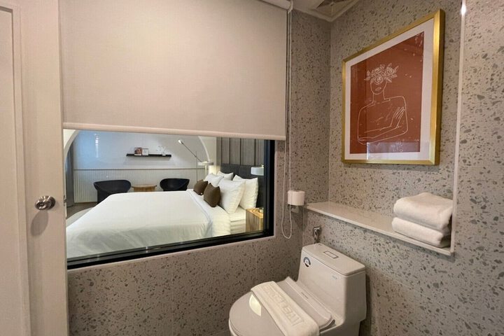 Room 87 of 113