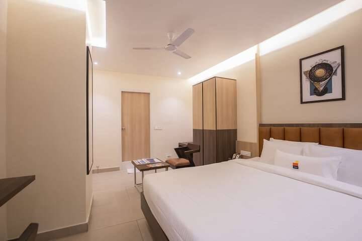 Room 37 of 63