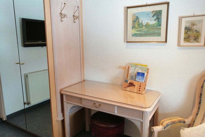 Room 18 of 57