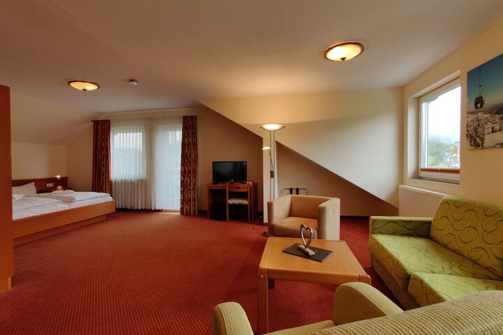 Room 8 of 31