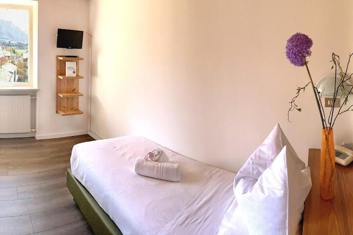 Room 7 of 44