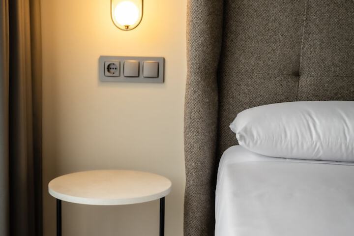 Room 50 of 132