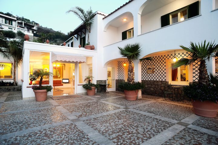 Hotel 54 of 60