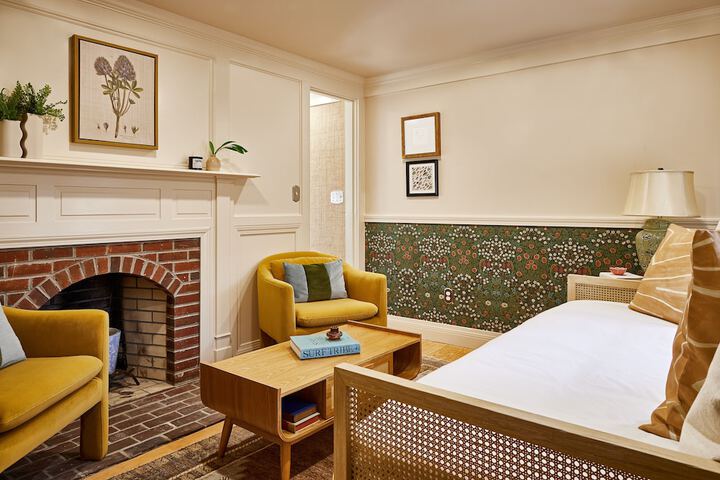 Room 29 of 46
