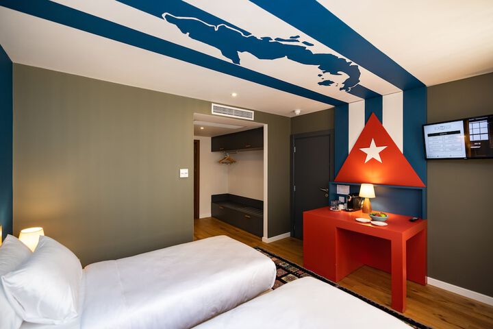 Room 41 of 171