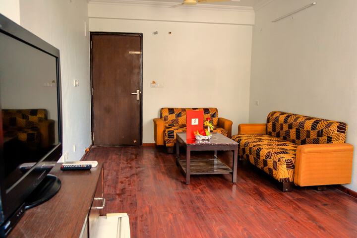 Room 33 of 64