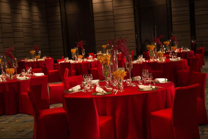 Ballroom/Hall 49 of 58