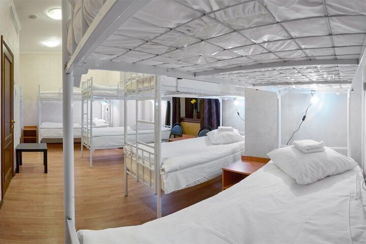 Room 4 of 29