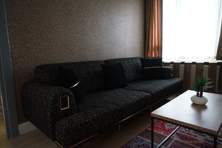 Room 60 of 85