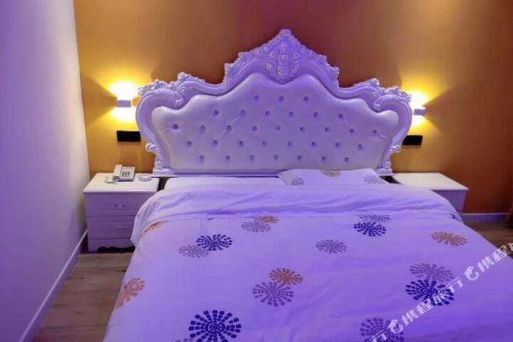 General 4 of 21