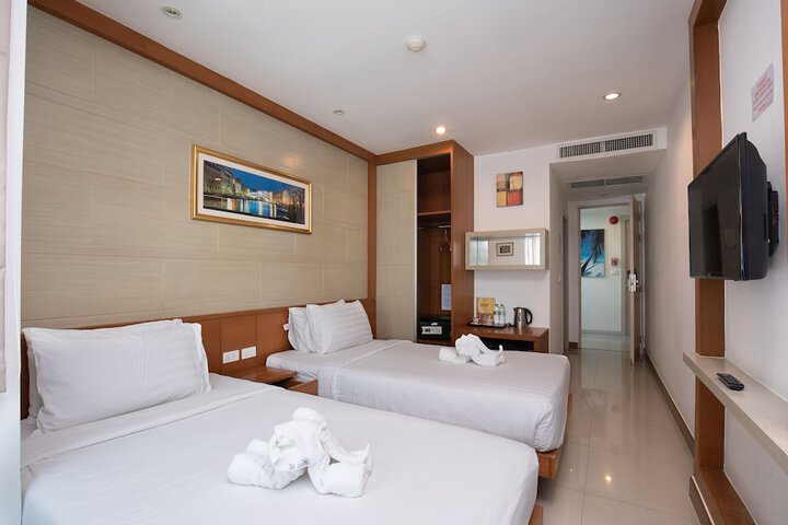 Room 19 of 30