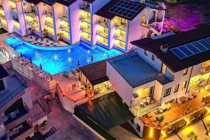 Royal Calisto Hotel