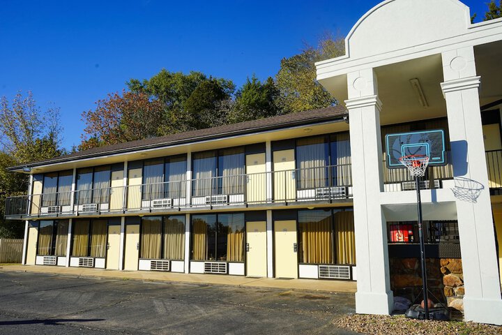 Hotel 49 of 54