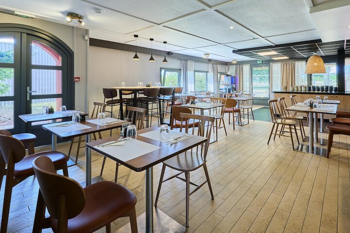 Dining Photos