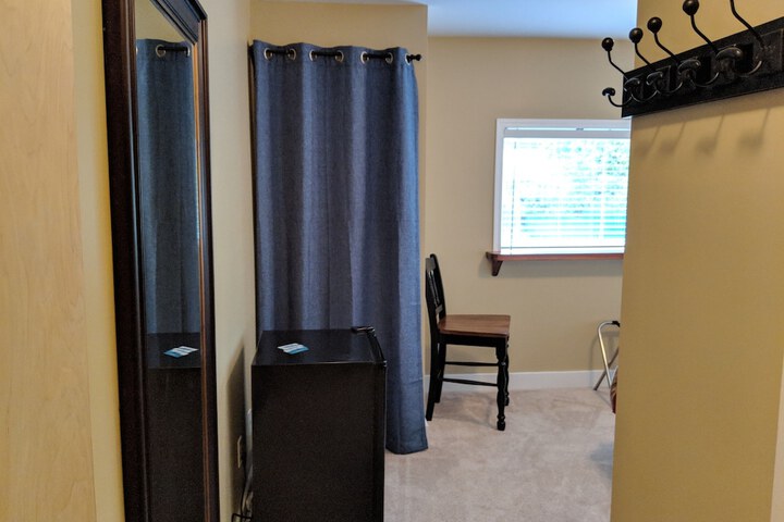 Room 34 of 85
