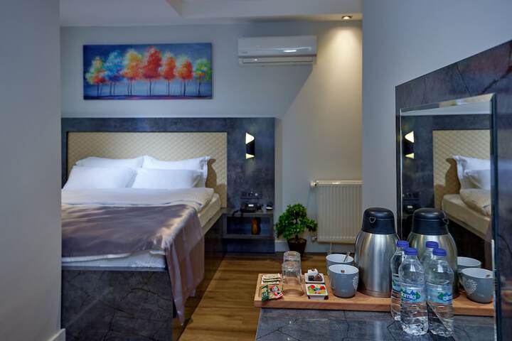 Room 30 of 60